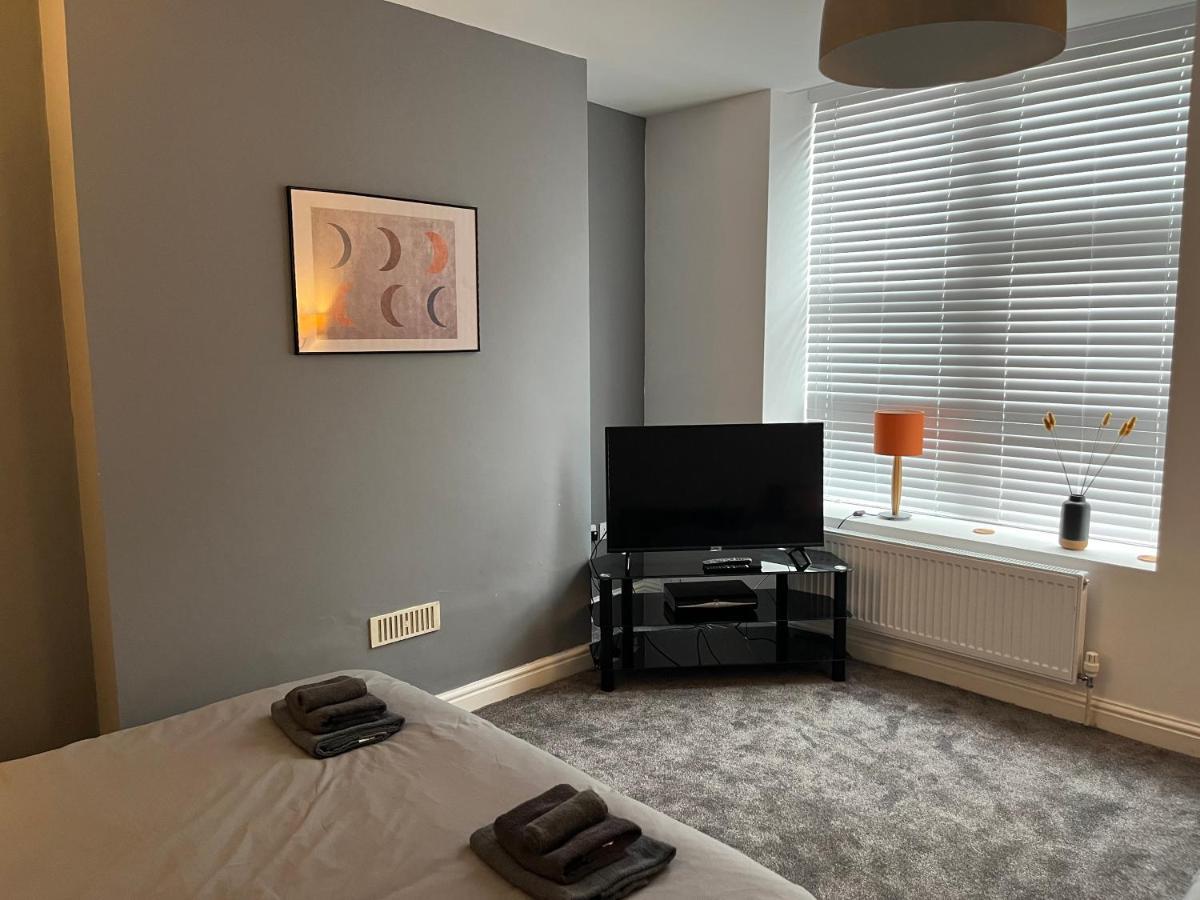 Spacious Ground Floor Suite Comfortably Sleeps Up To Eight هاليفاكس المظهر الخارجي الصورة